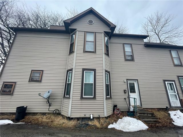 1227 Penn Ave., New Brighton, PA 15066