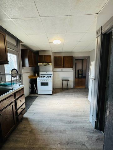 1227 Penn Ave., New Brighton, PA 15066