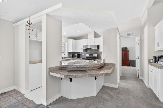 628 S 17Th St, Richmond, CA 94804