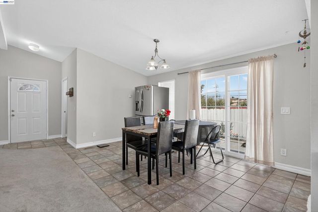 628 S 17Th St, Richmond, CA 94804