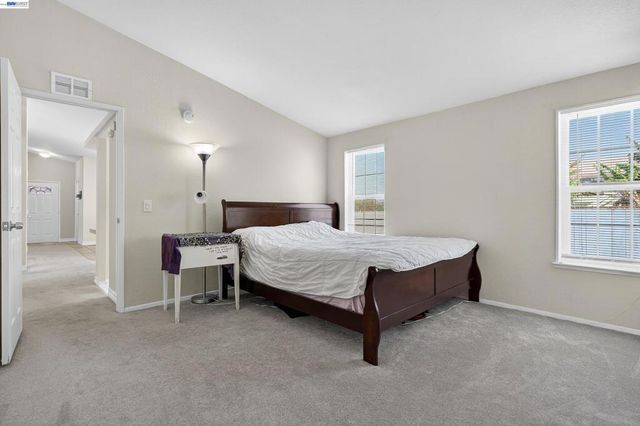 628 S 17Th St, Richmond, CA 94804
