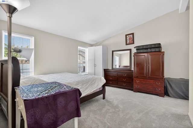 628 S 17Th St, Richmond, CA 94804