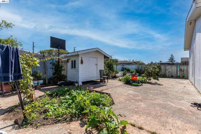 628 S 17Th St, Richmond, CA 94804