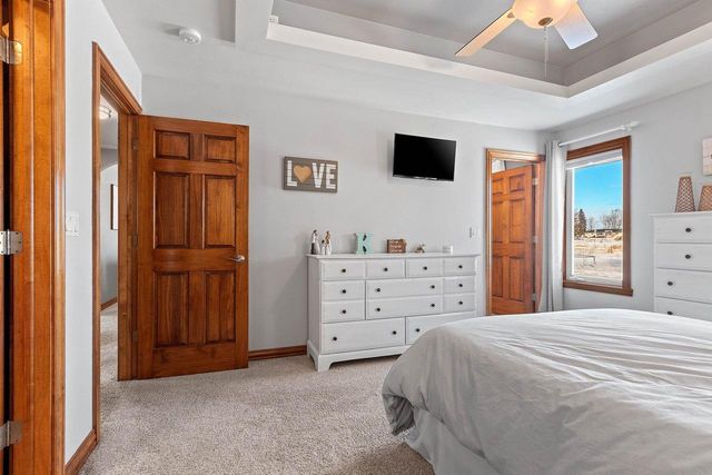 1972 SINCLAIR DRIVE, De Pere, WI 54115