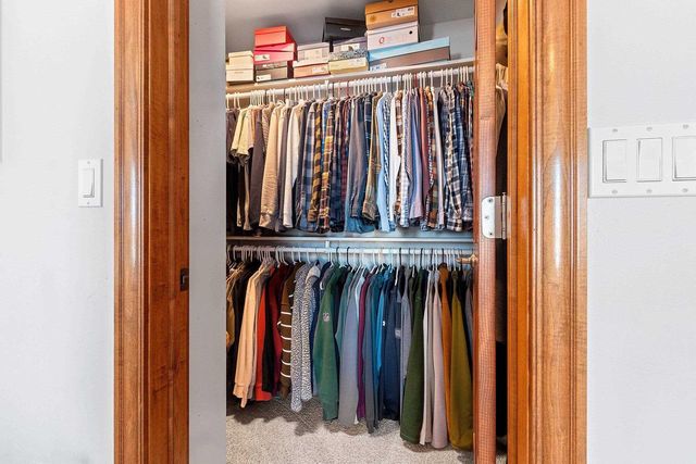 1972 SINCLAIR DRIVE, De Pere, WI 54115