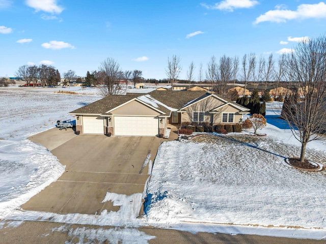 1972 SINCLAIR DRIVE, De Pere, WI 54115