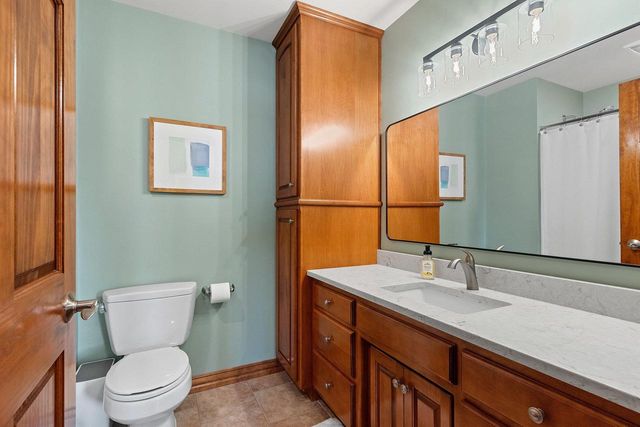 1972 SINCLAIR DRIVE, De Pere, WI 54115