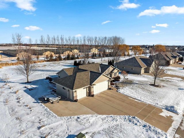 1972 SINCLAIR DRIVE, De Pere, WI 54115