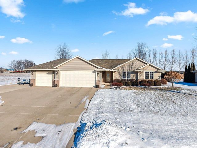 1972 SINCLAIR DRIVE, De Pere, WI 54115