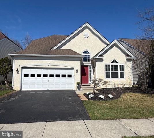 23 LOWELL DR, Marlton, NJ 08053