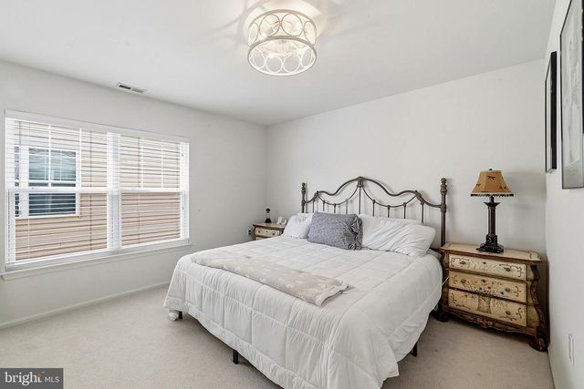 23 LOWELL DR, Marlton, NJ 08053