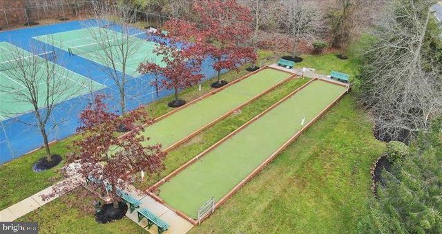 23 LOWELL DR, Marlton, NJ 08053