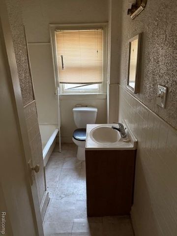 3239 Tyler Street, Detroit, MI 48238