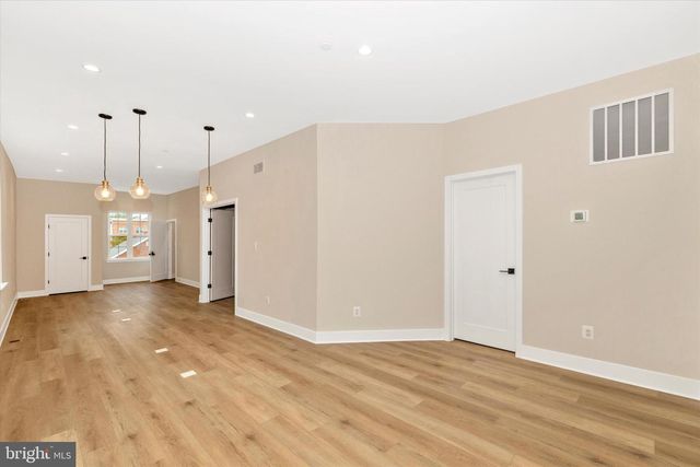 206 BROADWAY ST #4, Frederick, MD 21701