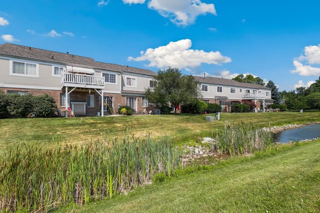 124 Andrew Taras Court 2D, Joliet, IL 60435