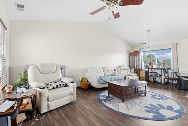 124 Andrew Taras Court 2D, Joliet, IL 60435
