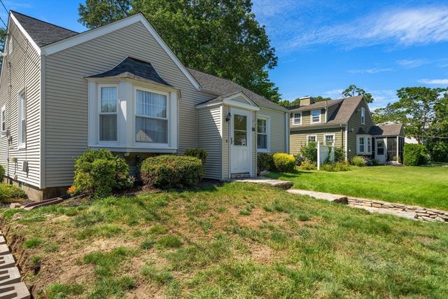 434 Eldridge St., Fall River, MA 02720