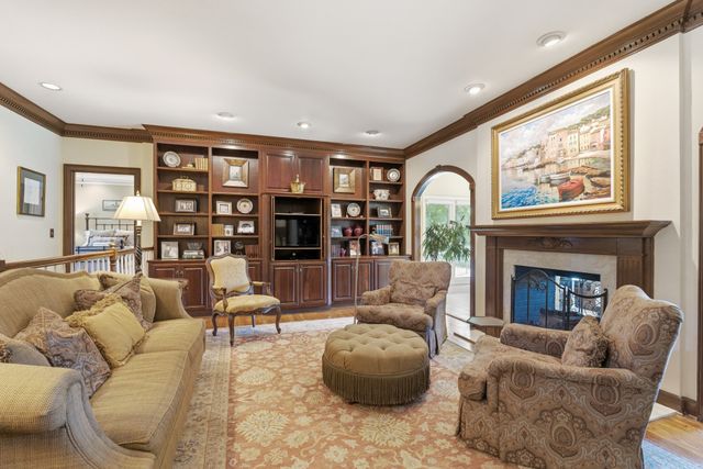 9102 E Cambridge Ct, Brentwood, TN 37027
