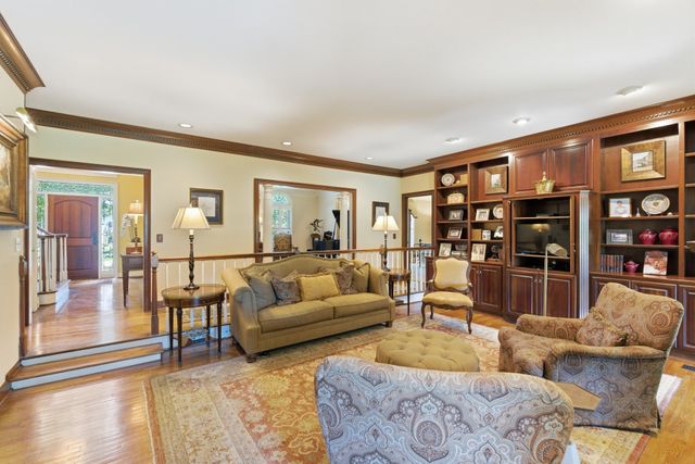 9102 E Cambridge Ct, Brentwood, TN 37027