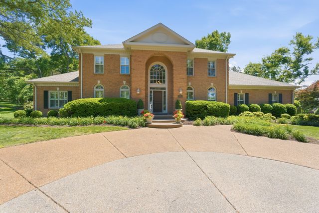 9102 E Cambridge Ct, Brentwood, TN 37027