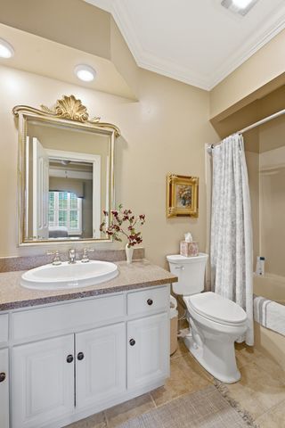 9102 E Cambridge Ct, Brentwood, TN 37027
