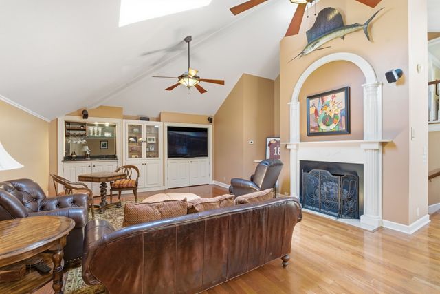 9102 E Cambridge Ct, Brentwood, TN 37027