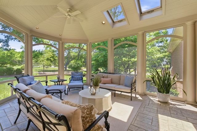 9102 E Cambridge Ct, Brentwood, TN 37027