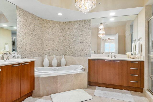 2650 Lake Shore Drive 206, Riviera Beach, FL 33404