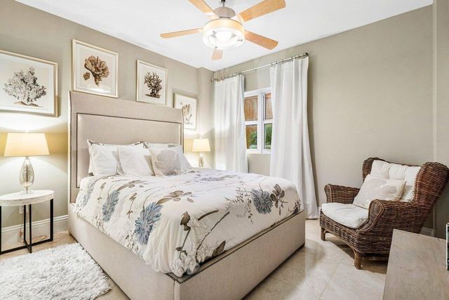 2650 Lake Shore Drive 206, Riviera Beach, FL 33404