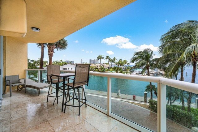 2650 Lake Shore Drive 206, Riviera Beach, FL 33404
