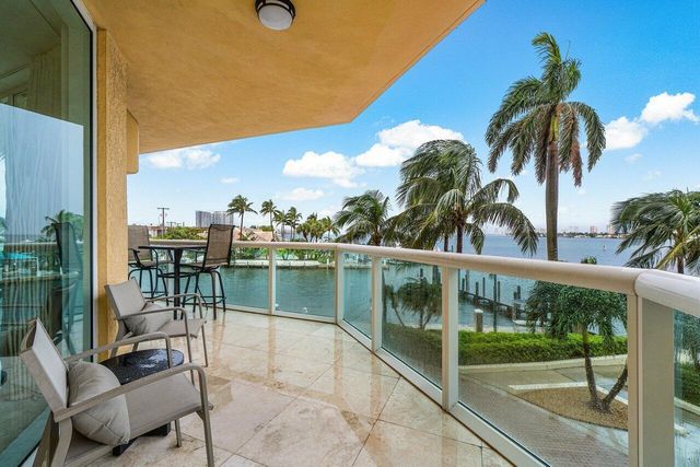 2650 Lake Shore Drive 206, Riviera Beach, FL 33404