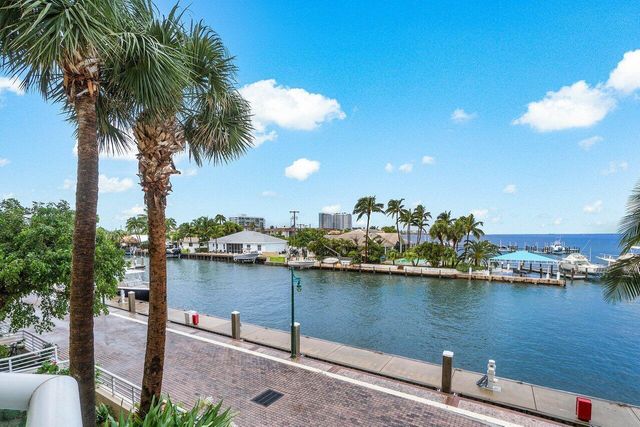2650 Lake Shore Drive 206, Riviera Beach, FL 33404