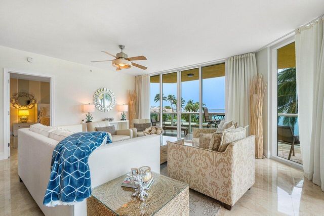 2650 Lake Shore Drive 206, Riviera Beach, FL 33404