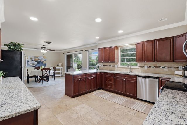 634 ROCKHILL DR, San Antonio, TX 78209