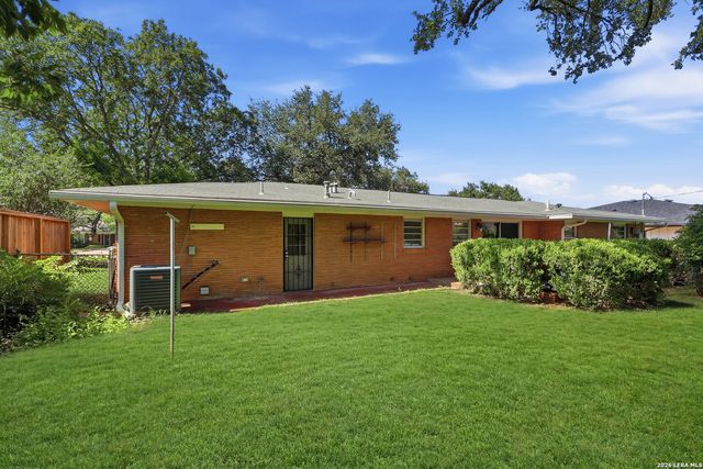 634 ROCKHILL DR, San Antonio, TX 78209