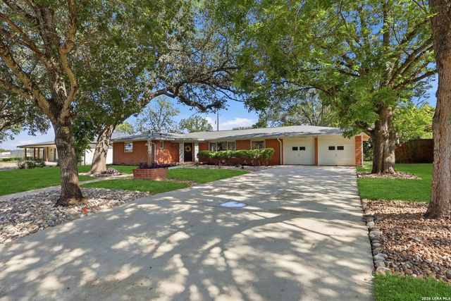 634 ROCKHILL DR, San Antonio, TX 78209
