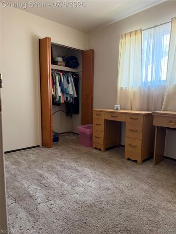 14400 Stonehouse Avenue, Livonia, MI 48154