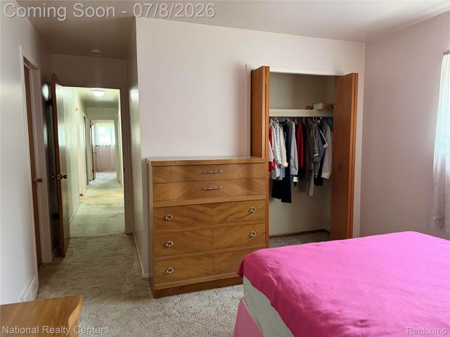 14400 Stonehouse Avenue, Livonia, MI 48154