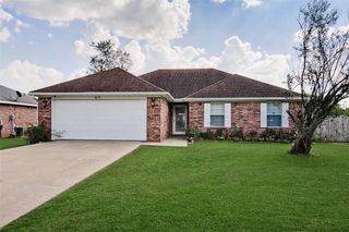 615 Knight Avenue, Lowell, AR 72745