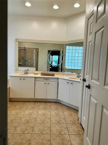 8564 Via Giardino, Boca Raton, FL 33433