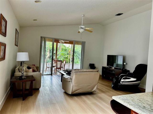 8564 Via Giardino, Boca Raton, FL 33433