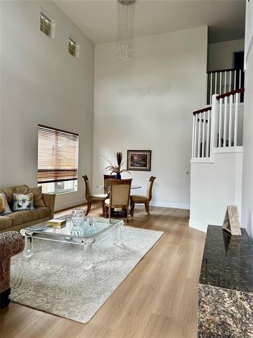 8564 Via Giardino, Boca Raton, FL 33433