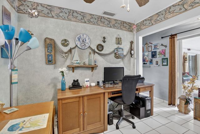 7140 Meade Street, Hollywood, FL 33024