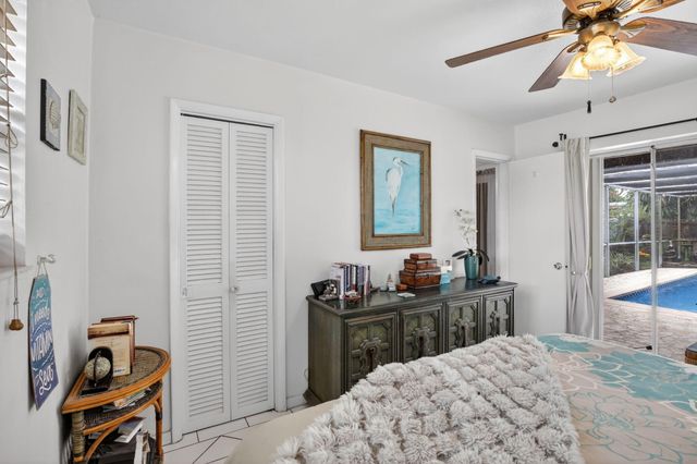 7140 Meade Street, Hollywood, FL 33024