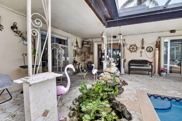 7140 Meade Street, Hollywood, FL 33024