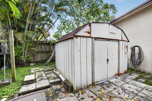 7140 Meade Street, Hollywood, FL 33024