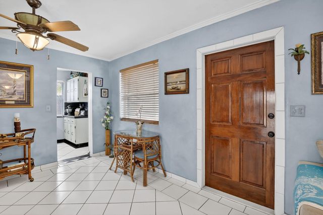 7140 Meade Street, Hollywood, FL 33024