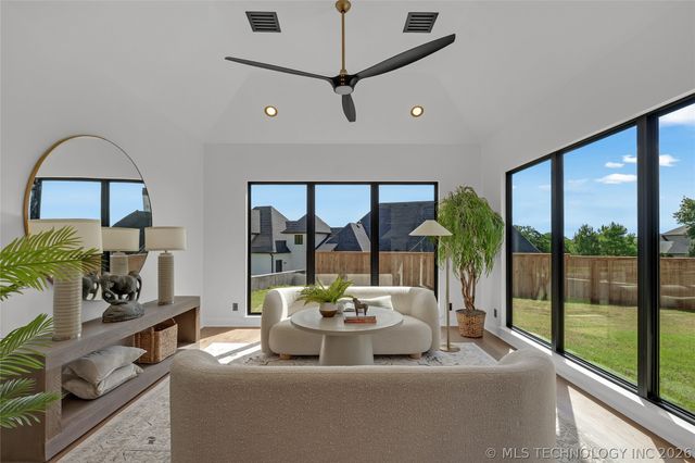10609 S Holley Street, Jenks, OK 74037