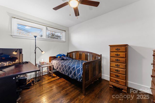 4743 Woodlark Lane, Charlotte, NC 28211