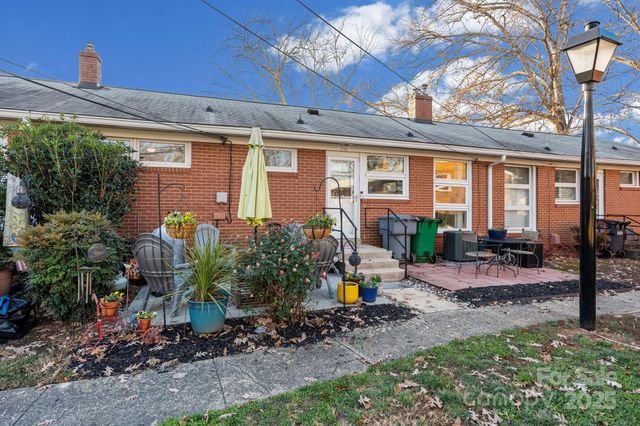 4743 Woodlark Lane, Charlotte, NC 28211